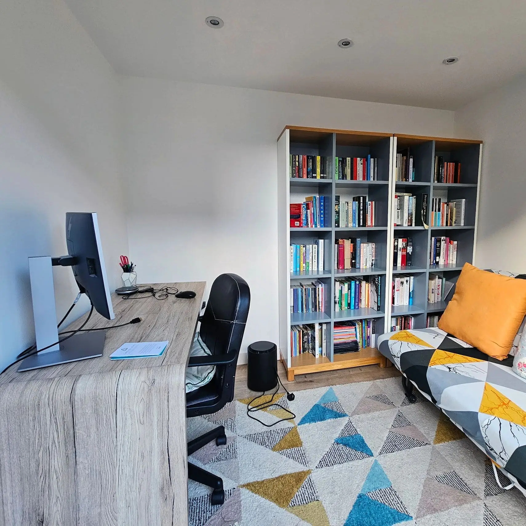Garden office interior