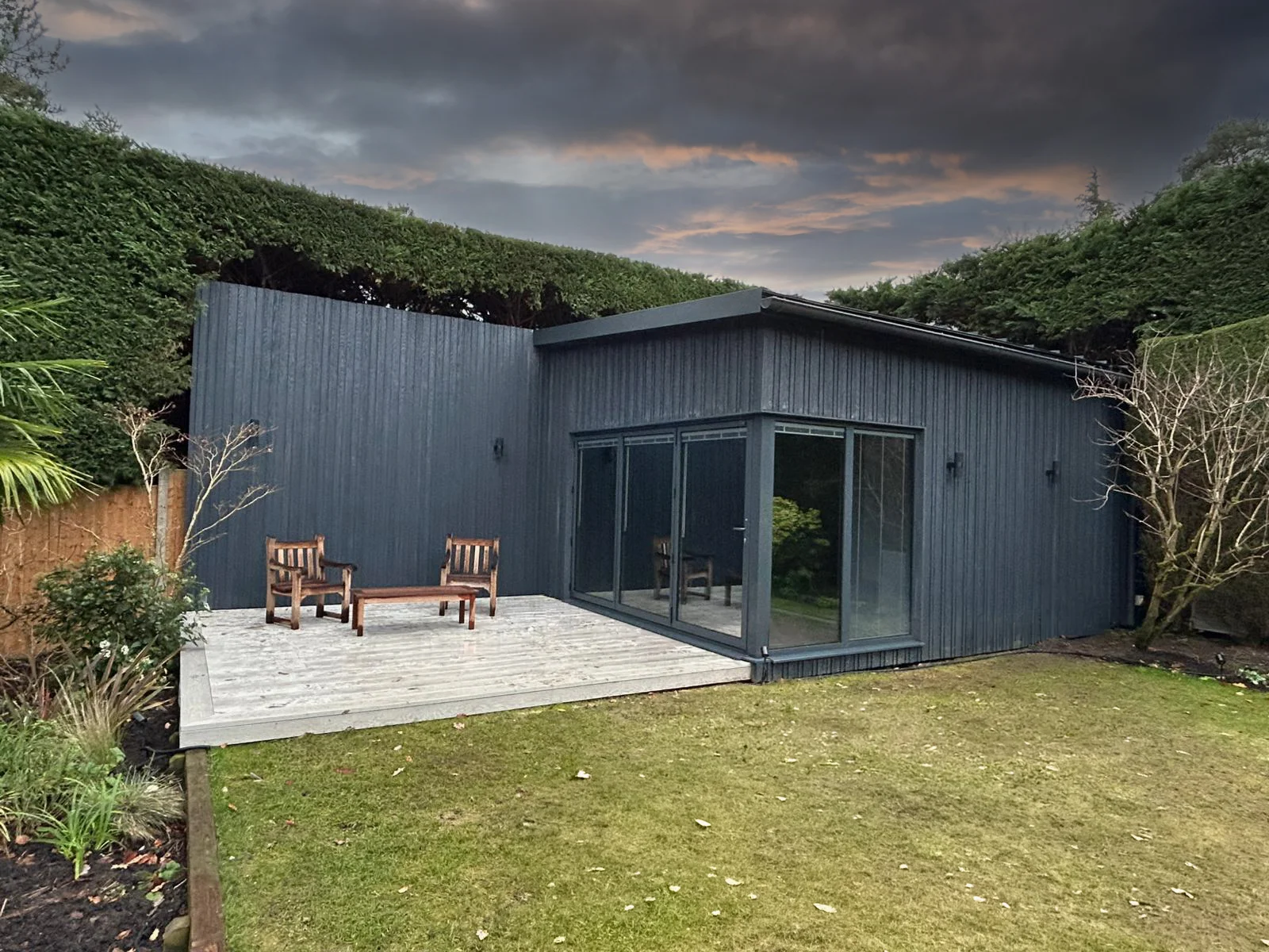 Golf simulator studio exterior — Woking, Surrey
