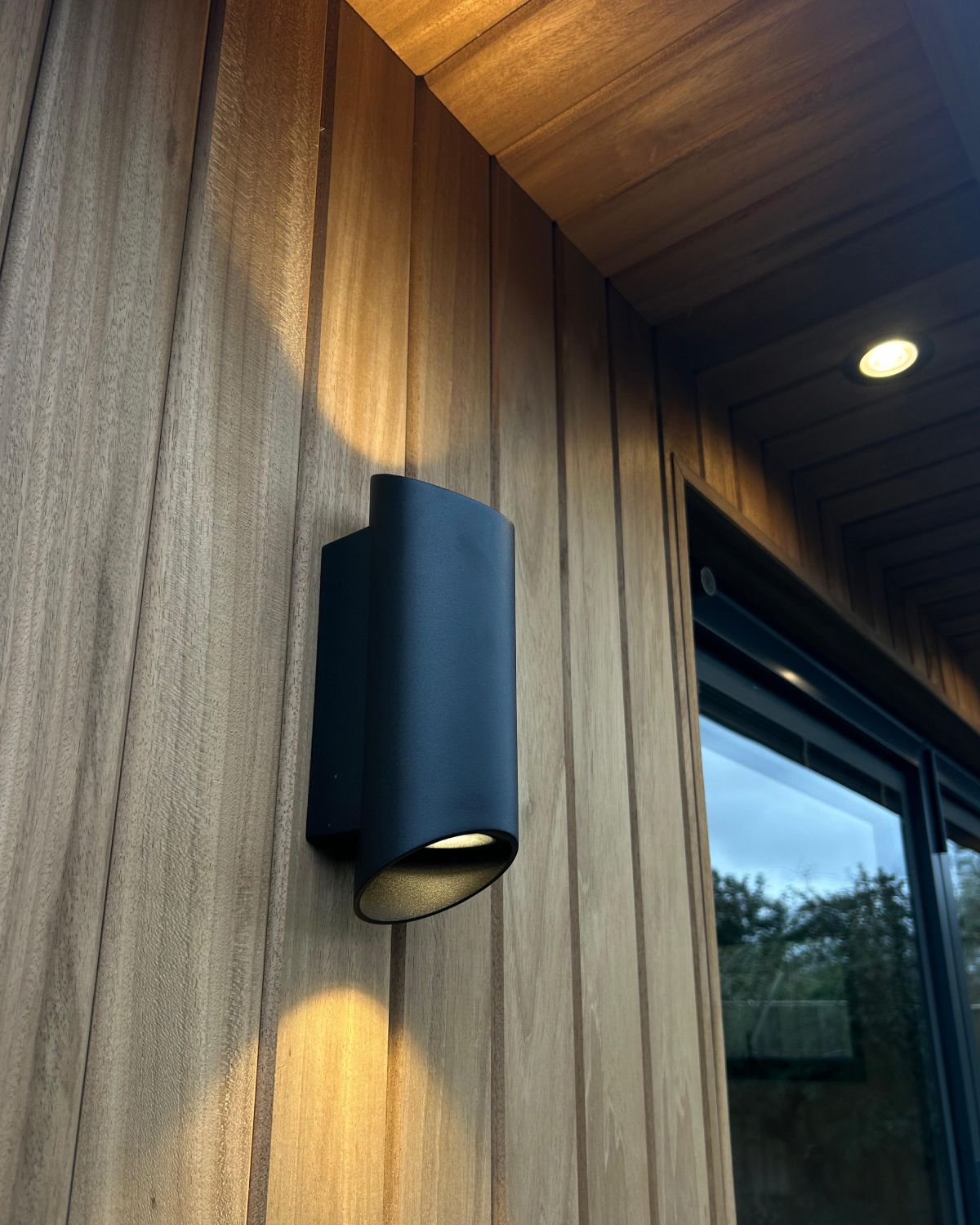 Thermo Ayous / Thermo Ash cladding on a garden room