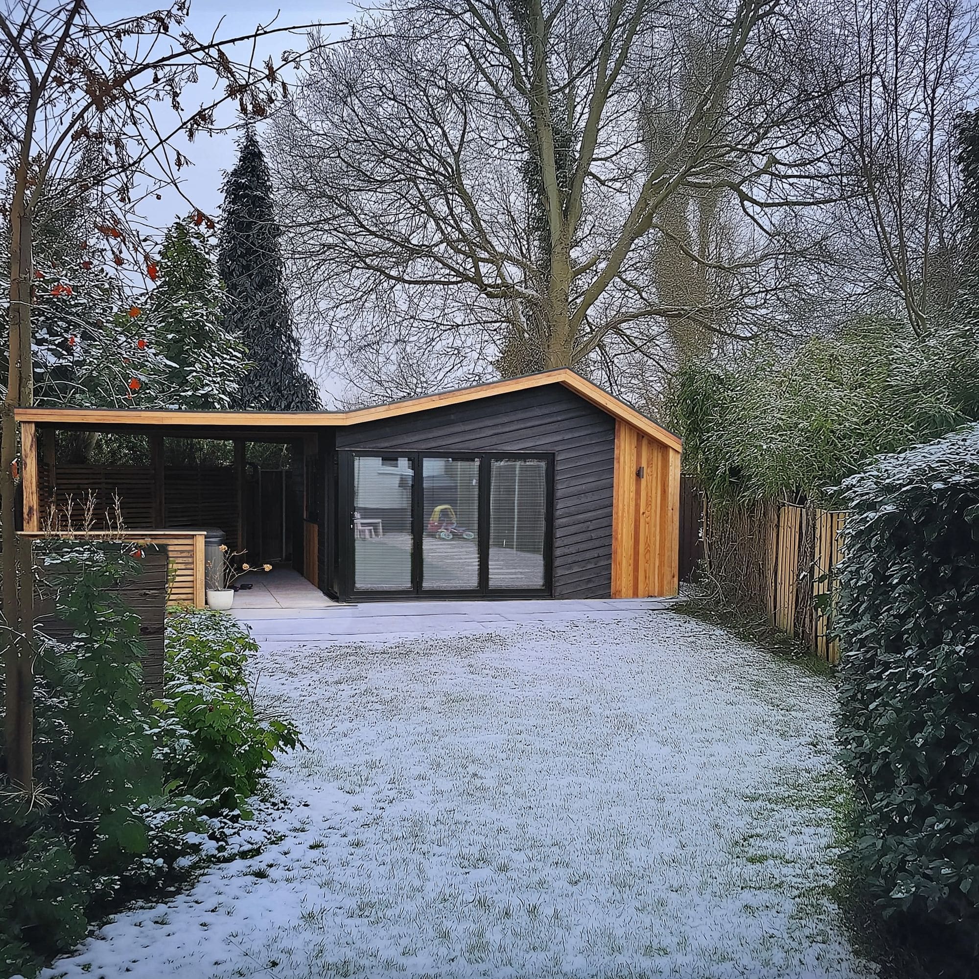 Garden room in winter